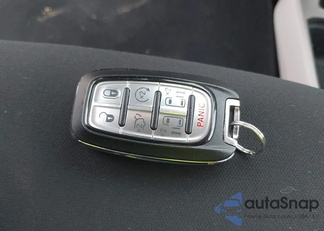 2C4RC1FGXJR279036: 42436342