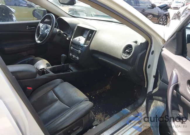 1N4AA5AP4EC465211: 42435572