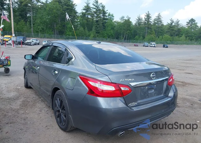 1N4AL3AP7HC205243: 42437100