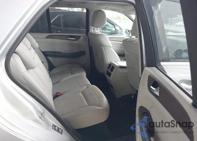 4JGDA5HB3CA018357: 42437135