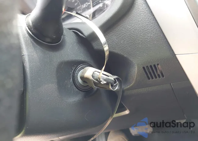 2T1BU4EE3DC921018: 42437310