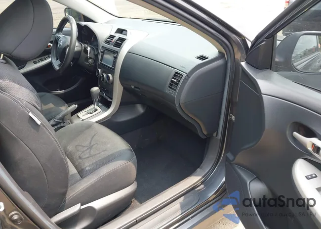 2T1BU4EE3DC921018: 42437310