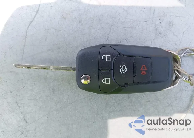 3FA6P0H78FR108596: 42437363