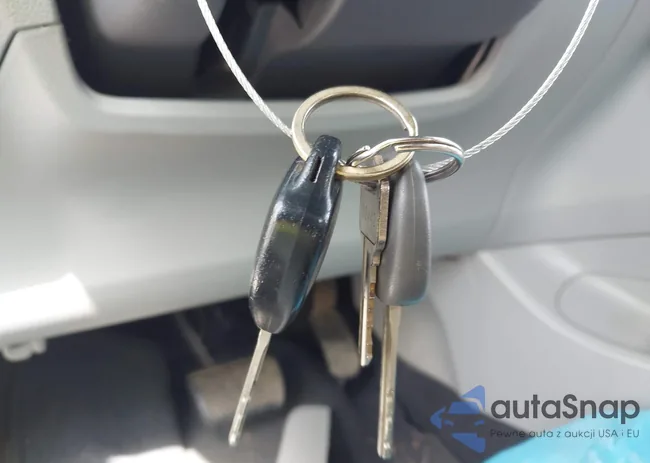 1NXBU4EE3AZ274033: 42436645