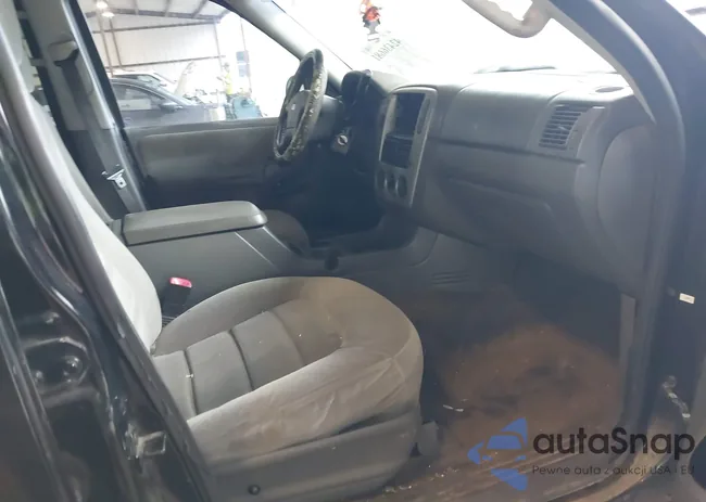 1FMZU63K95UA49964: 42436681