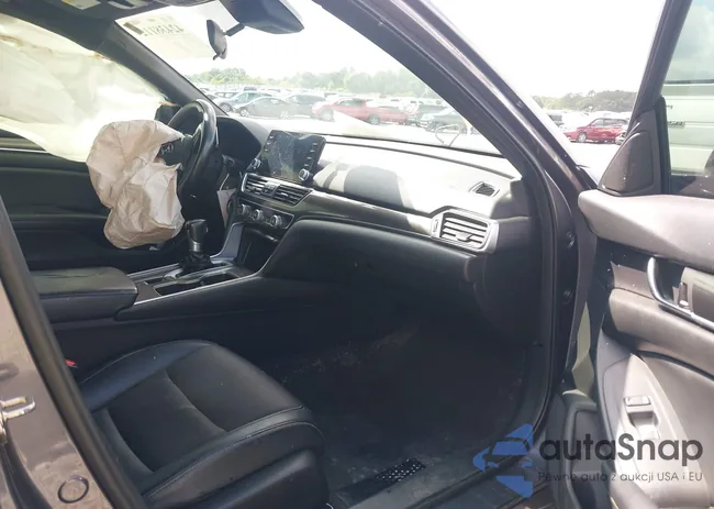 1HGCV1F37JA145958: 42438112