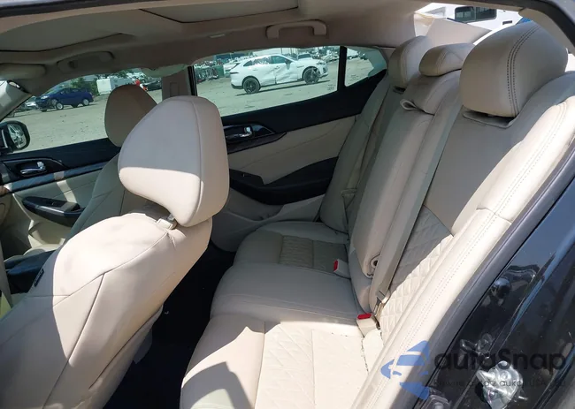 1N4AA6AP1GC385664: 42438220