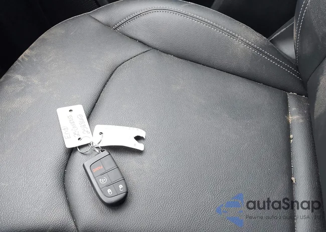 3C4NJDCN0ST502532: 42438283