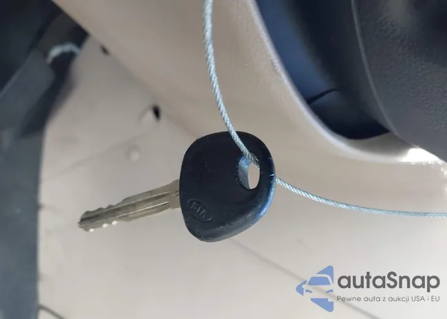 KNAFG528X97237103: 42438285