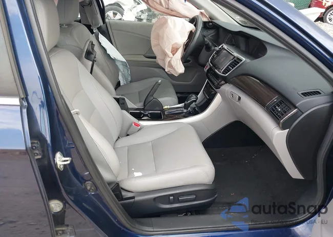 1HGCR2F9XGA022436: 42438324