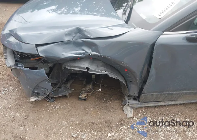 3MVDMBCM8PM570852: 42438356