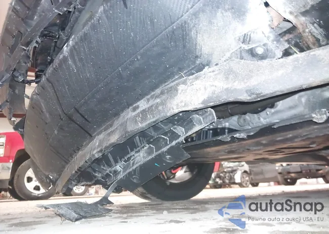 KL79MTSL3PB217090: 42437373