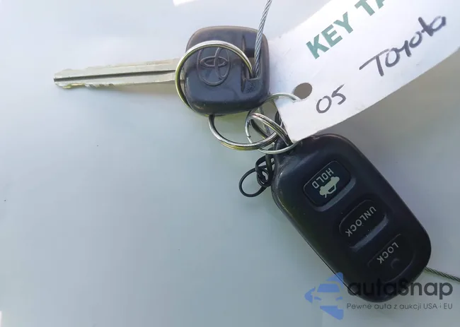 4T1BE30K25U956931: 42437662