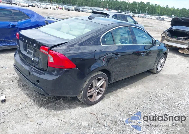 YV1612TK4F1353628: 42437664