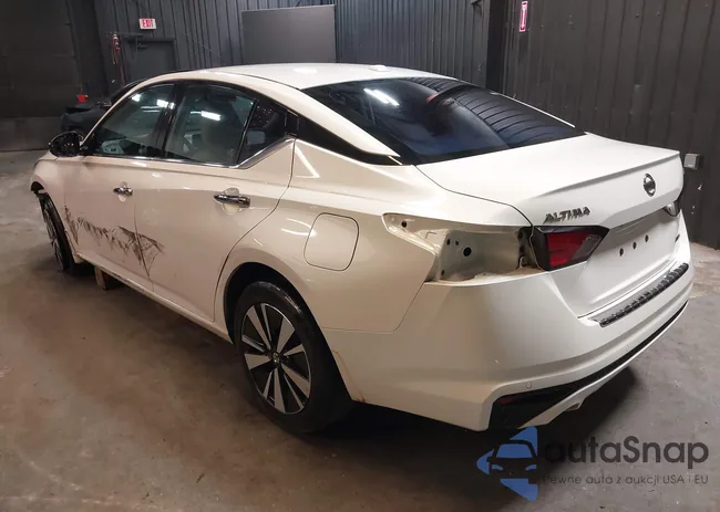 1N4BL4EW2LC153296: 42437710