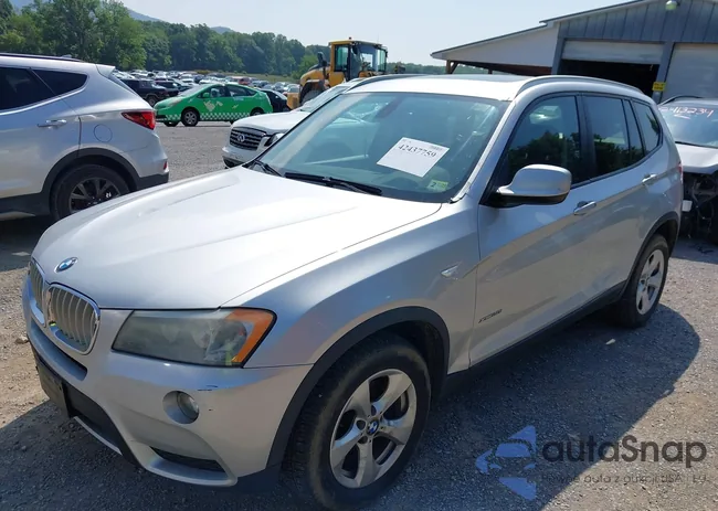 5UXWX5C5XBL705480: 42437759