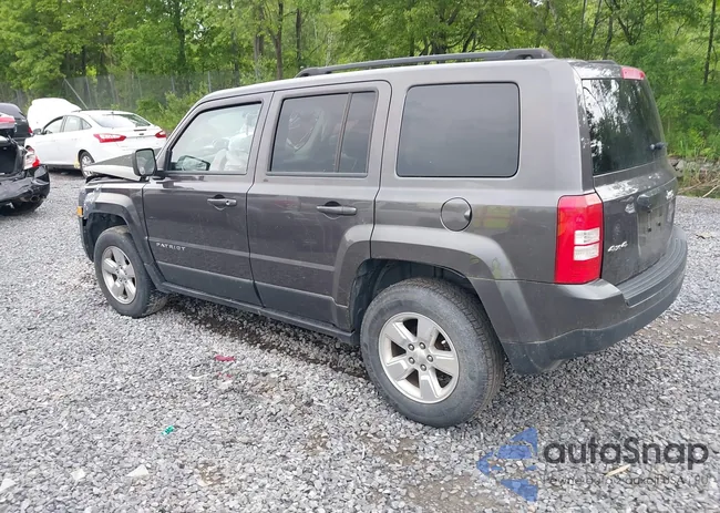 1C4NJRFB6FD425658: 42439178