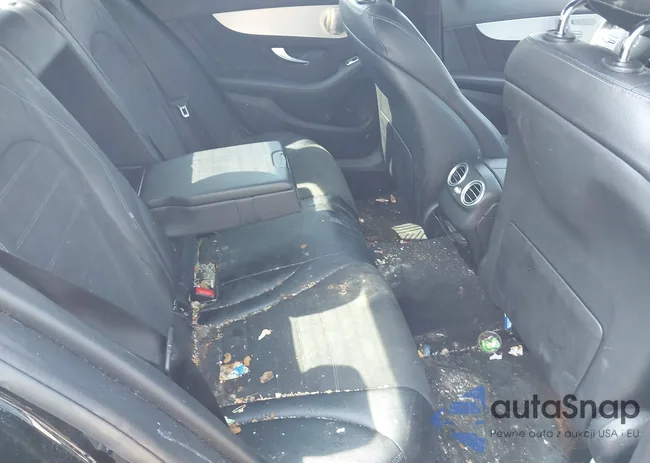 W1KWF8EB3MR651714: 42439298