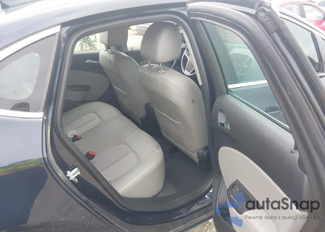 1G4PW5SK5G4175495: 42438448