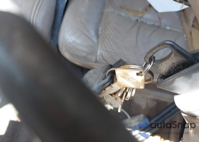 1FTNW21F21ED26003: 42438536