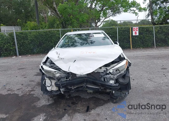 2T1BURHEXEC211527: 42438741