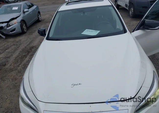 JN1EV7AR7JM445233: 42439773