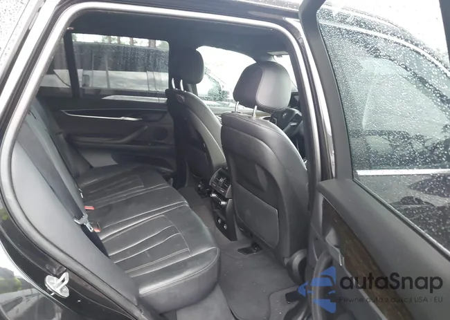 5UXKR0C50J0Y02733: 42439956