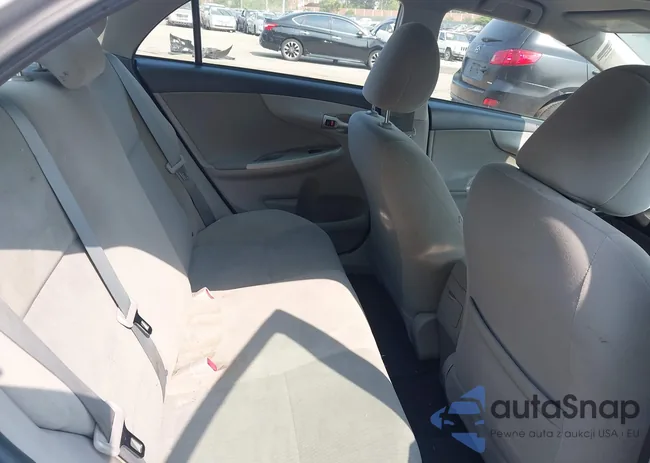 2T1BU4EE1CC772381: 42439989