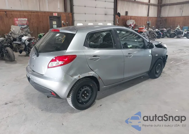 JM1DE1KY4E0178206: 42440201