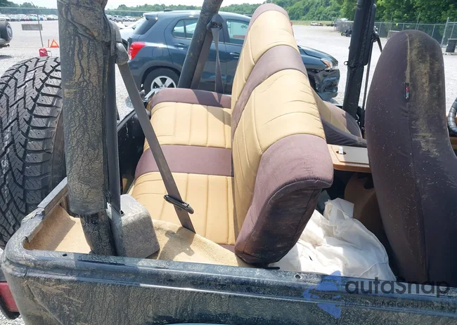 1J4FY29P4VP538580: 42440300