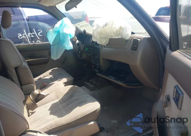 4TAVL52N6XZ400925: 42439559