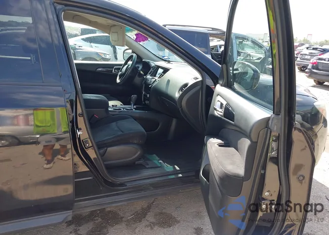 5N1AR2MM8DC664534: 42439619