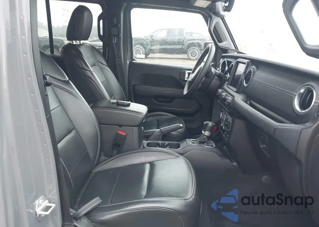 1C4JJXP6XPW698886: 42439690