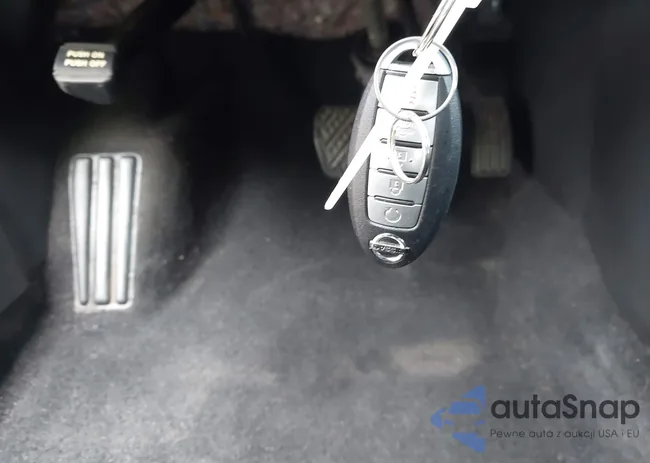 1N4AL3AP2HC224783: 42439698