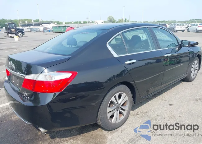 1HGCR2F37FA250792: 42439715