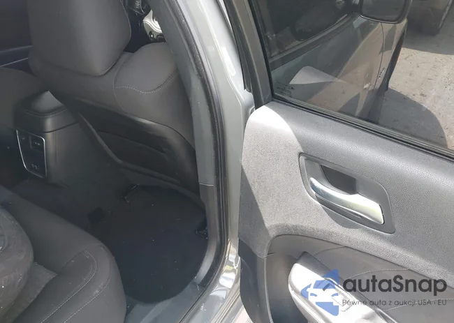 2C3CDXCT1PH700927: 42439724