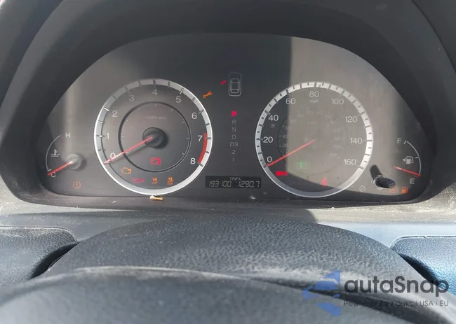 1HGCP3F82BA009739: 42440821