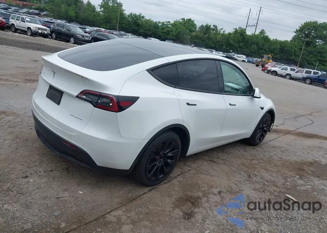 5YJYGDEE4MF262685: 42440996