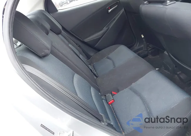 3MYDLBYV9HY193563: 42440398