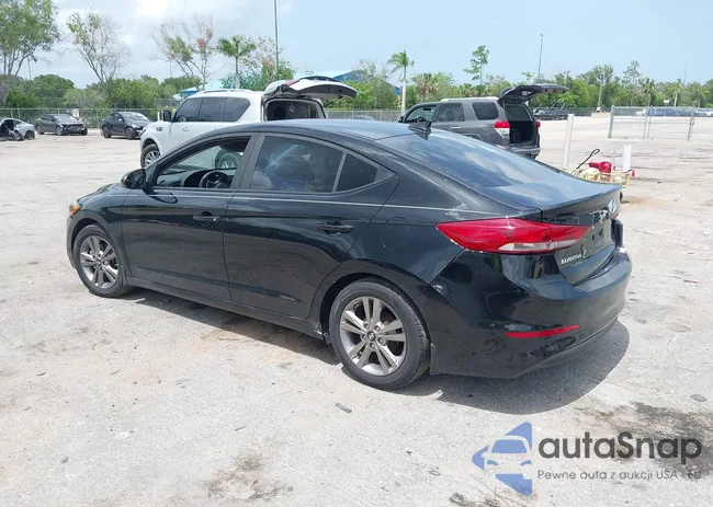 KMHD84LF3HU060467: 42440716