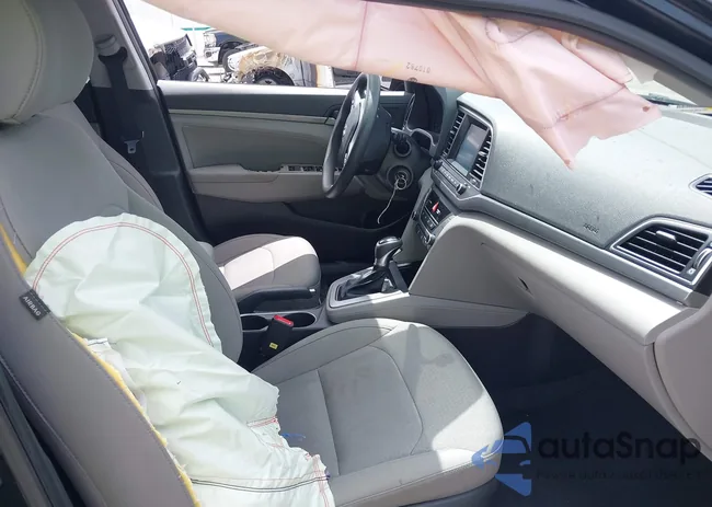 KMHD84LF3HU060467: 42440716