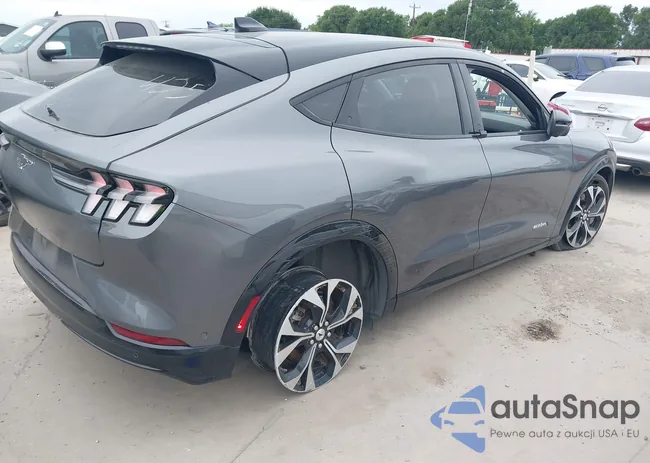 3FMTK3SU3PMA70118: 42441784