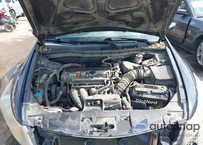 1HGCP26418A101022: 42441789