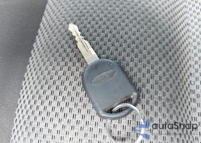 1FMZU77K85UB64779: 42442048