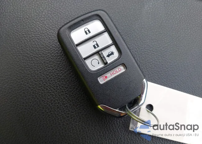 1HGCV3F50KA017933: 42442222