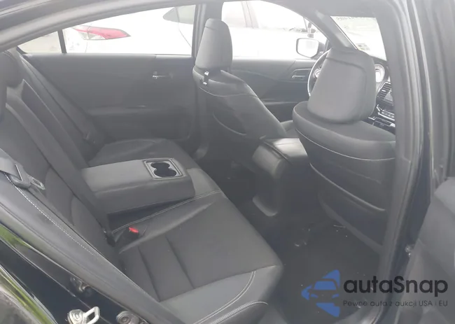 1HGCR2F59HA004203: 42441405