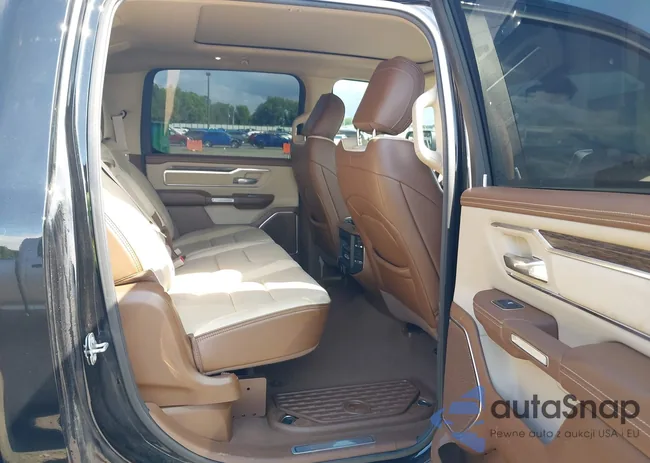 1C6SRFJT2KN863180: 42441429