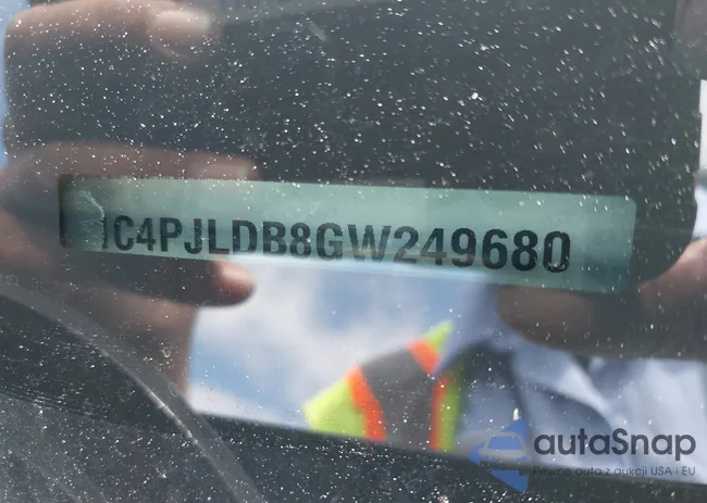 1C4PJLDB8GW249680: 42441643