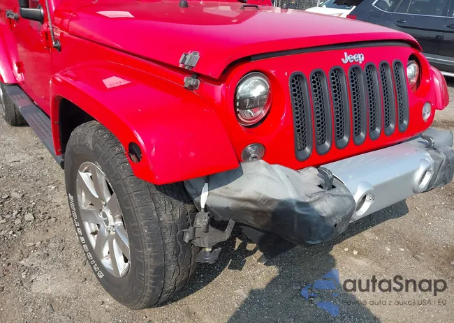 1C4BJWEG7FL710194: 42443031