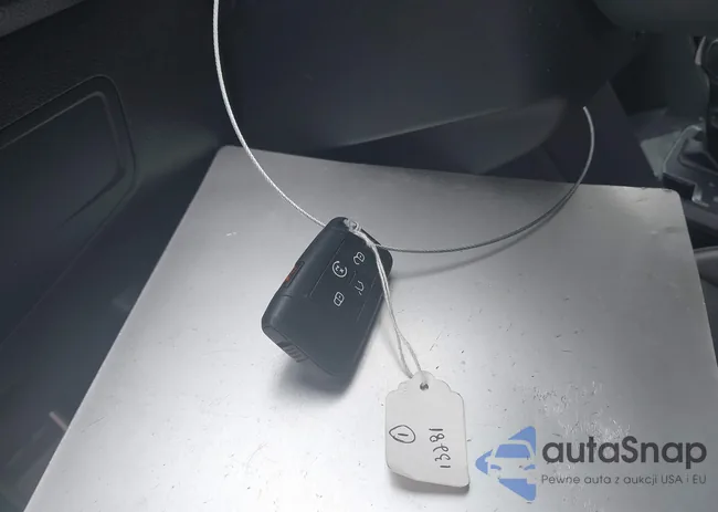 3VV3B7AX2KM098204: 42443312